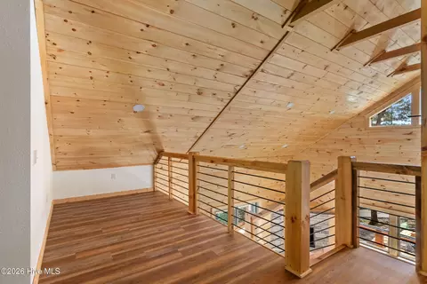 Entry Way - 39 Horseshoe Branch Ln, Murphy, NC 28906 photo 5 of 7