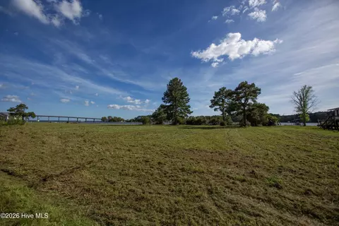 8044 Treasure Dr, Oriental, NC 28571 photo 7