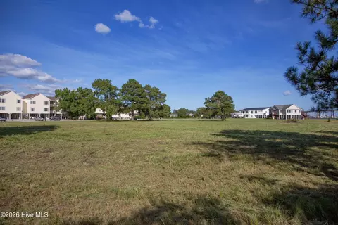 8044 Treasure Dr, Oriental, NC 28571 photo 13