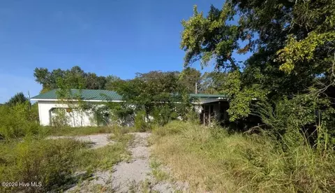 112 Holloman Ln, Ahoskie, NC 27910