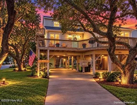 301 Bay Cir, North Topsail Beach, NC 28460