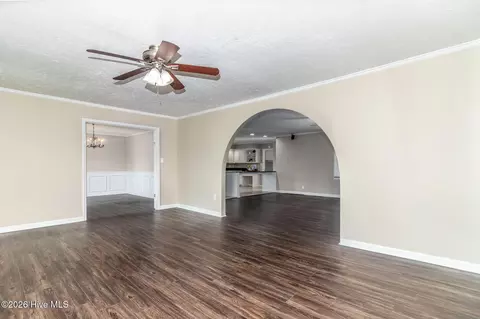 Living - 150 Ballard Dr, Harlem, GA 30814 photo 2 of 9