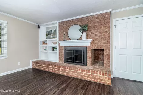 Living - 150 Ballard Dr, Harlem, GA 30814 photo 7 of 9