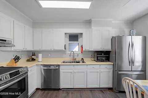 Kitchen - 2456 Riverlook Dr, Augusta, GA 30904 photo 2 of 3