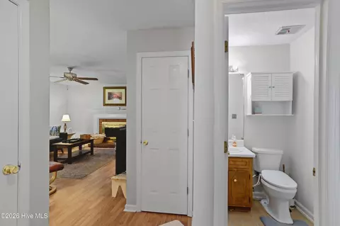 Entry Way - 2456 Riverlook Dr, Augusta, GA 30904 photo 2 of 2