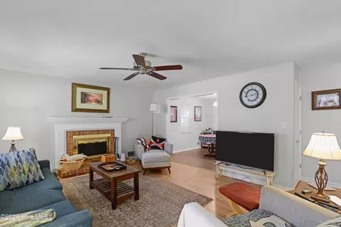 Living - 2456 Riverlook Dr, Augusta, GA 30904 photo 1 of 2