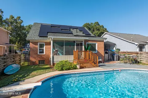 Exterior - 2456 Riverlook Dr, Augusta, GA 30904 photo 7 of 17
