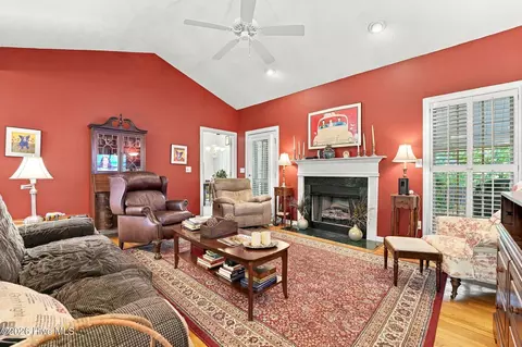 Living - 3 Tull Ln, Pinehurst, NC 28374 photo 1 of 2