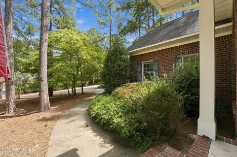 Exterior - 3 Tull Ln, Pinehurst, NC 28374 photo 4 of 9