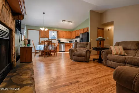 Living - 30 Sunray Cir, Murphy, NC 28906 photo 1 of 1