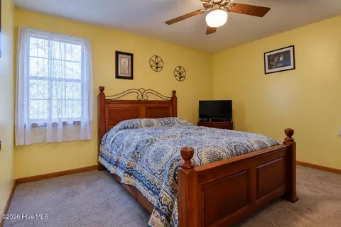 Bedroom - 30 Sunray Cir, Murphy, NC 28906 photo 2 of 4