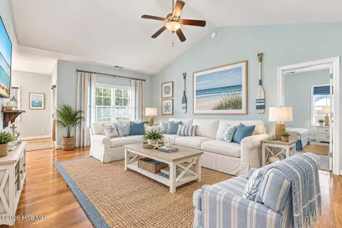 Living - 227 Queens Haven Rd, Hubert, NC 28539 photo 1 of 6