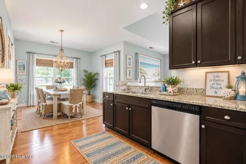 Kitchen - 227 Queens Haven Rd, Hubert, NC 28539 photo 4 of 9