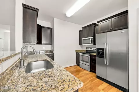 Kitchen - 227 Queens Haven Rd, Hubert, NC 28539 photo 2 of 9