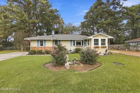 120 Ranch Dr, Elizabeth City, NC 27909