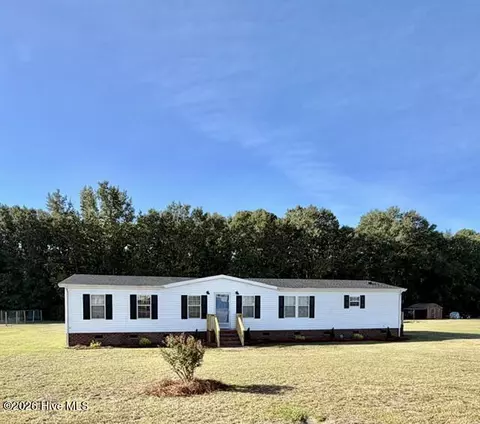 135 Brandy Ave, La Grange, NC 28551