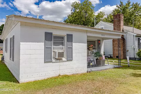907 E 4th St, Goldsboro, NC 27534