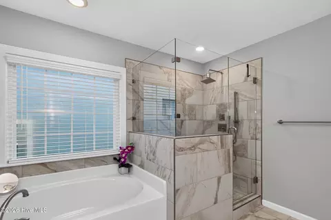 Bath - 1748 Davenport Dr, Evans, GA 30809 photo 5 of 7