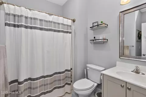 Bath - 1748 Davenport Dr, Evans, GA 30809 photo 1 of 7