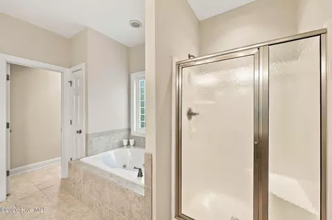 Bath - 12 Cedar Ln, Pinehurst, NC 28374 photo 4 of 5
