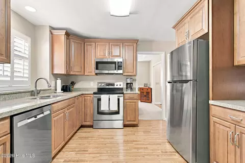Kitchen - 721 Sloop Pointe Ln, Kure Beach, NC 28449 photo 2 of 5