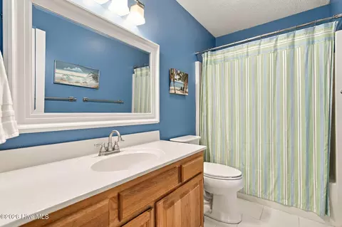 Bath - 721 Sloop Pointe Ln, Kure Beach, NC 28449 photo 3 of 3