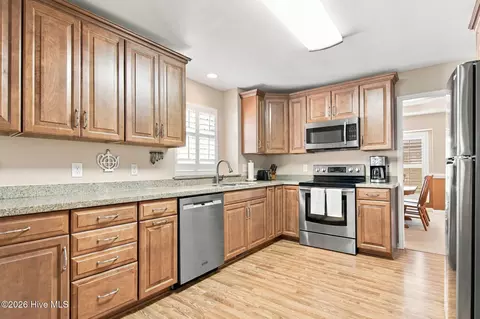 Kitchen - 721 Sloop Pointe Ln, Kure Beach, NC 28449 photo 3 of 5