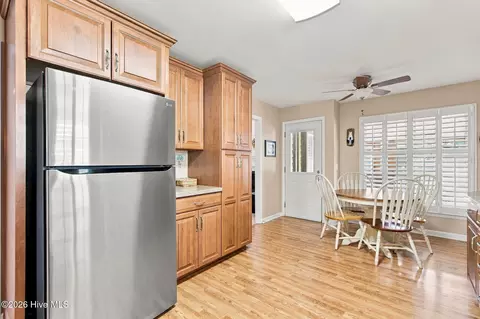 Kitchen - 721 Sloop Pointe Ln, Kure Beach, NC 28449 photo 4 of 5
