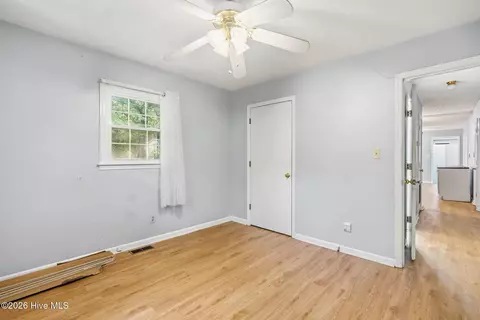 Bedroom - 1002 Jefferson St, Hamlet, NC 28345 photo 3 of 3