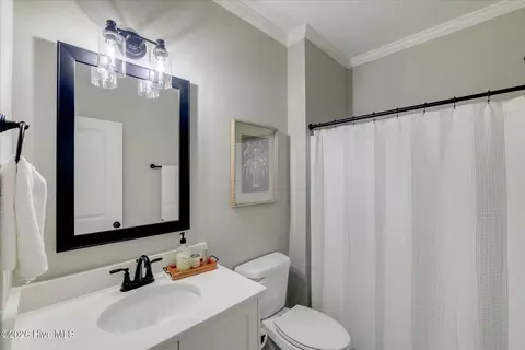 Bath - 4319 Sabal Dr, Evans, GA 30809 photo 7 of 9