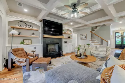 Living - 4319 Sabal Dr, Evans, GA 30809 photo 4 of 5