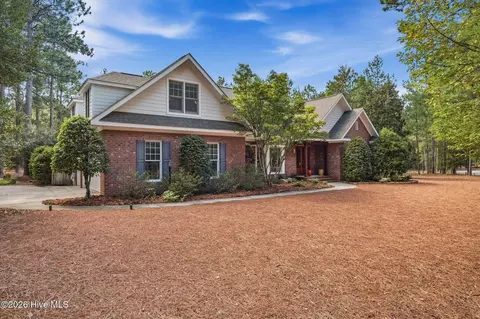 Exterior - 10 Ashkirk Dr, Pinehurst, NC 28374 photo 15 of 17