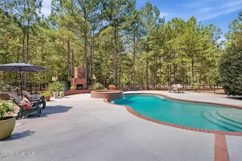 Exterior - 10 Ashkirk Dr, Pinehurst, NC 28374 photo 12 of 17