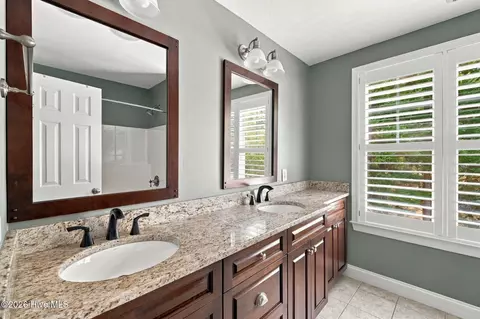 Bath - 10 Ashkirk Dr, Pinehurst, NC 28374 photo 8 of 9