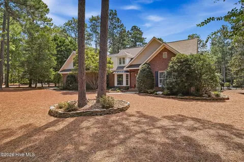 Exterior - 10 Ashkirk Dr, Pinehurst, NC 28374 photo 14 of 17