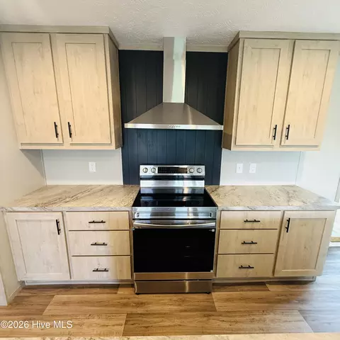 Kitchen - 236 County Line Rd, Tyner, NC 27980 photo 2 of 3