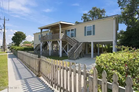 301 Harper Ave #A & B, Carolina Beach, NC 28428