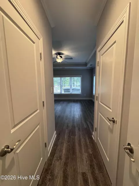 Entry Way - 170 Grandview Dr, Mccormick, SC 29835 photo 2 of 5