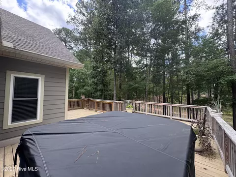 Exterior - 170 Grandview Dr, Mccormick, SC 29835 photo 5 of 8