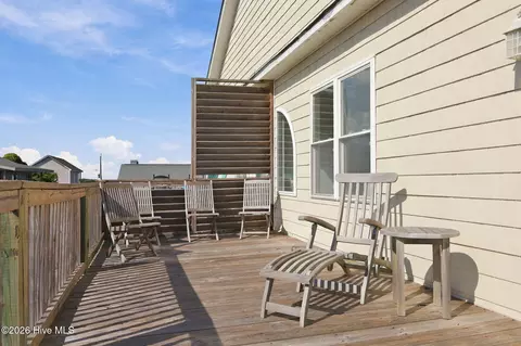 Exterior - 106 Willis Ave #B, Atlantic Beach, NC 28512 photo 4 of 9