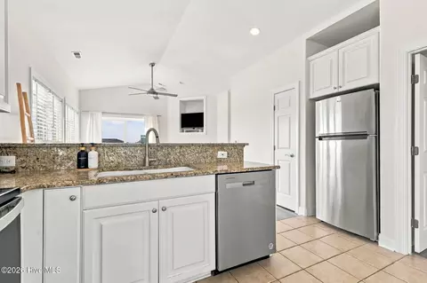 Kitchen - 106 Willis Ave #B, Atlantic Beach, NC 28512 photo 3 of 4