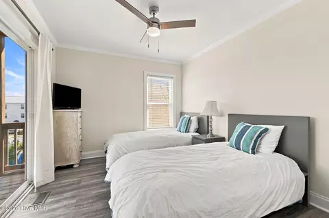 Bedroom - 106 Willis Ave #B, Atlantic Beach, NC 28512 photo 10 of 11