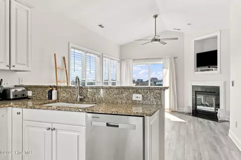 Kitchen - 106 Willis Ave #B, Atlantic Beach, NC 28512 photo 4 of 4