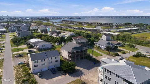 View/Area - 106 Willis Ave #B, Atlantic Beach, NC 28512 photo 5 of 7