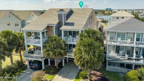 108 S Lumina Ave #A, Wrightsville Beach, NC 28480