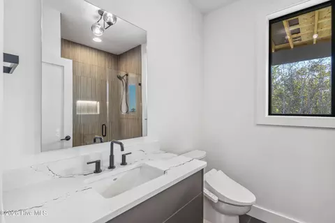 Bath - 83 Paris Pointe, Hampstead, NC 28443 photo 7 of 10