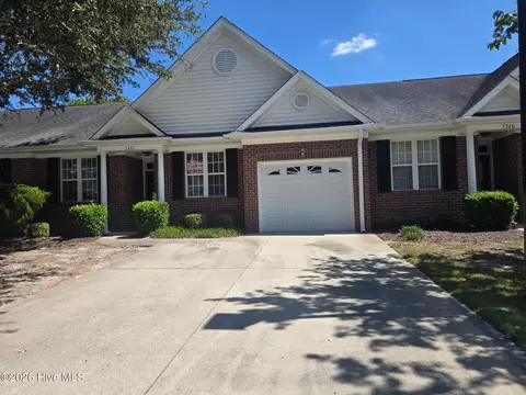 5322 Christian Dr, Wilmington, NC 28403