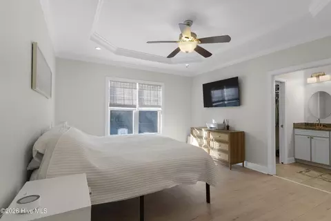 Bedroom - 204 Doe Ridge Rd, Hampstead, NC 28443 photo 1 of 6