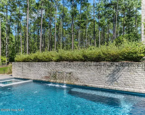 Exterior - 40 Cherry Hill Dr, Pinehurst, NC 28374 photo 12 of 17