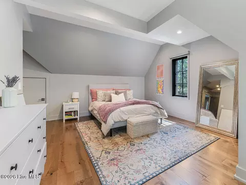 Bedroom - 40 Cherry Hill Dr, Pinehurst, NC 28374 photo 10 of 12